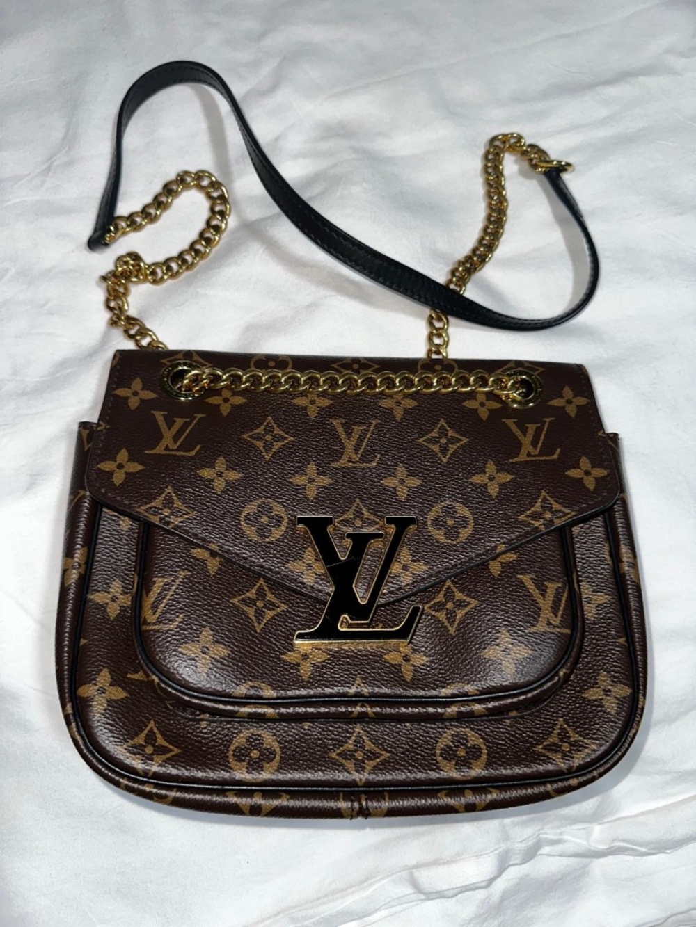 Monogram Passy Crossbody Chain Bag